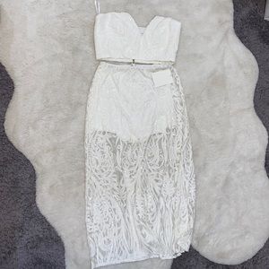WHITE TWO PIECE SET